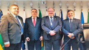 Read more about the article Presidente do CRA participa de reuniões em Brasília