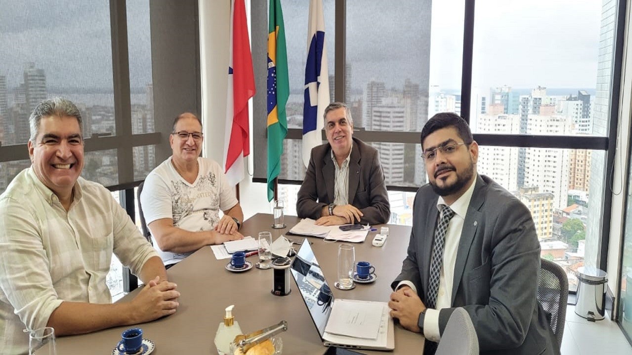 You are currently viewing Presidente Fábio Lúcio se reúne com representantes de Conselhos de Classe para discutir o XVII FIA e alinhar parcerias
