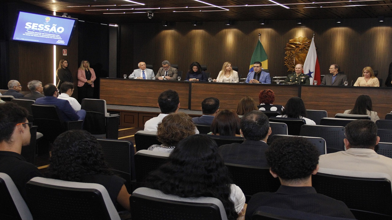 No momento você está vendo Alepa presta homenagem aos profissionais de Administração pelos 59 anos de regulamentação da categoria